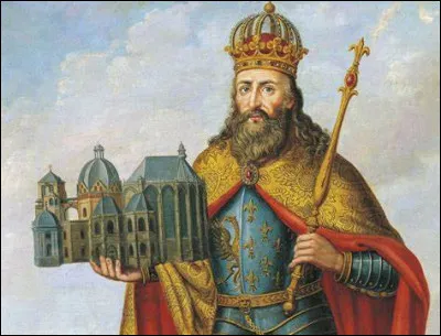 Qui était ce roi des Francs de la dynastie carolingienne couronné empereur en l'an 800, considéré comme le "Père de l'Europe" ?