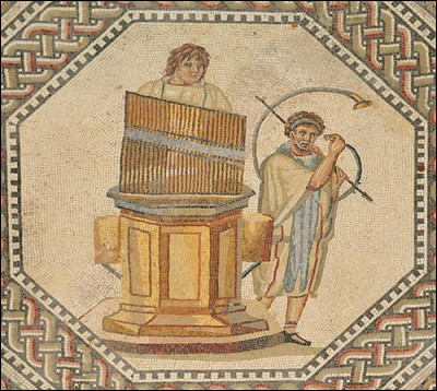 Il est coutume de dire que l'orgue fut inventé par un certain Ctésibios d'Alexandrie : quand ? Comment fonctionnait cet instrument ?
