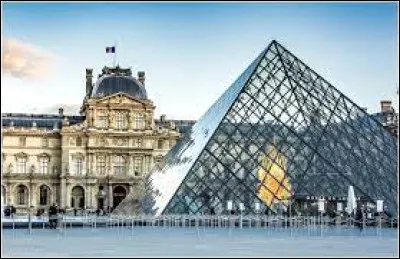 En quelle année a eu lieu linauguration du Musée du Louvre ?