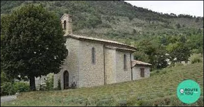 Petit village Drômois de 69 habitants, Eygluy-Escoulin se situe en région ...