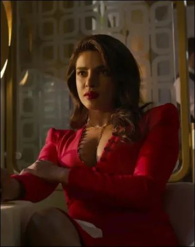 Ici, c'est Nadia. Dans quelle série diffusée sur Prime Video joue-t-elle ?