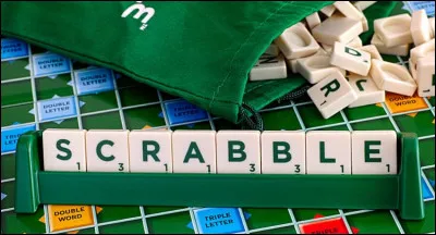 Au Scrabble version française, laquelle de ces lettres a la plus grande valeur ?
