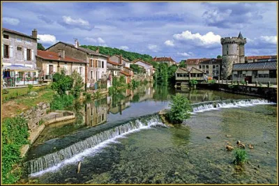Cette petite ville de 4000 habitants du sud du département de la Meuse, située dans la vallée de l'Ornain, c'est Ligny en ...