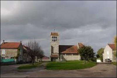 Hautevesnes est un village Axonais. Il se situe donc en région ...