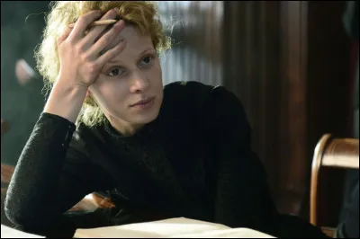 Quel rôle interprète Karolina Gruszka sur cette photo ?