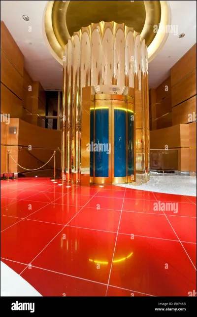 Combien a-t-il d'ascenseurs ?