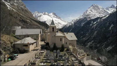 Ce village de l�Is&egrave;re, situ&eacute; dans la vall&eacute;e du V&eacute;n&eacute;on, c'est Saint-Christophe en ...