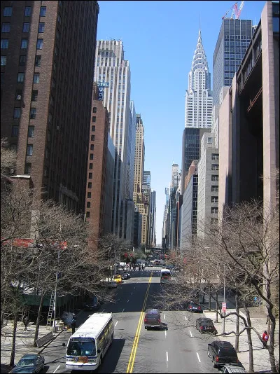 Est trop petit pour aller seul à la mer, c'est le...