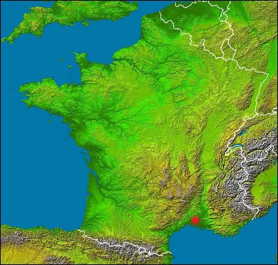 Employée en huit lettres ou plus, c'est la...