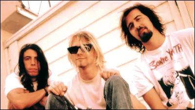 Qui a écrit la chanson "Smells Like Teen Spirit"