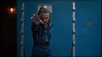 Avec qui Eleven se bat-elle dans le sauna ?