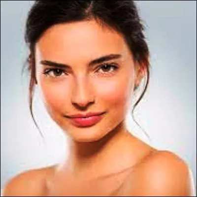 Quel mot désigne la partie saillante de la joue sous lil ?