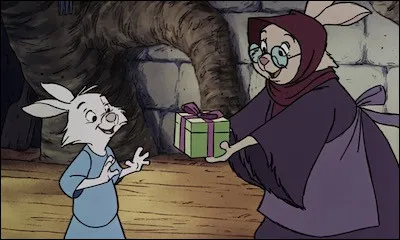 Un proche vous offre un cadeau que vous n'aimez pas. Comment réagissez-vous ?