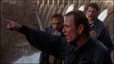 Dans quel long-métrage incarne-t-il un chirurgien de Chicago accusé d'avoir tué sa femme ?