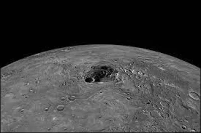 ''Le crat&egrave;re Rabelais''est situ&eacute; sur quelle plan&egrave;te tellurique ?