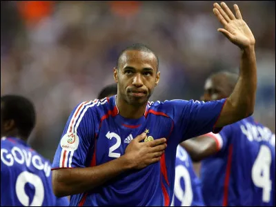 Thierry Henry est un attaquant français ayant obtenu le prix du meilleur joueur de la Major League Soccer en 2013. Dans quel club avait-il joué ?