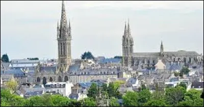Cette ville du Finistère, peuplée de 6700 habitants, c'est Saint Pol de ...