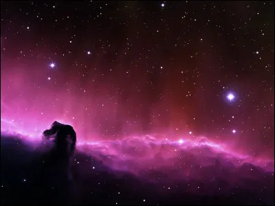 Quel mécanisme nucléaire est en jeu dans la production d'énergie des étoiles ?