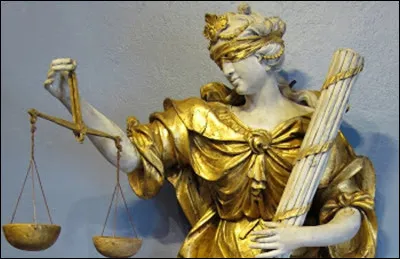 Qui est cette déesse de la Justice, de la Loi et de l'Équité dans la mythologie romaine ?