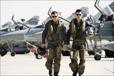 Durant quelle fte les hros des 'Chevaliers du Ciel' djouent-ils une attaque terroriste contre Paris ?