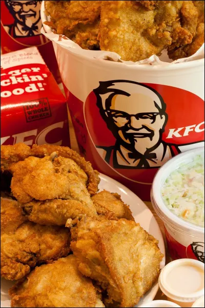 Manges-tu souvent dehors (restaurant/fast-food) ?