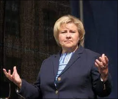 Dans quel pays Erna Solberg a-t-elle été 8 ans première ministre, entre 2013 et 2021 ?