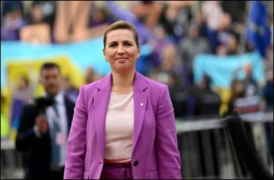 De quel pays Mette Frederiksen est-elle première ministre depuis le 27 juin 2019 ?