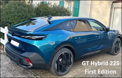 Quel est ce mod&egrave;le atypique commercialis&eacute; par Peugeot depuis janvier 2023 avec un version de lancement hybride sur&eacute;quip&eacute;e limit&eacute;e &agrave; 300 exemplaires "First Edition"