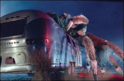 Un film comique et d'horreur datant de 2002, réalisé par Ellory Elkayem, dans lequel on voit David Arquette et Scarlett Johansson. Quel est ce film ?