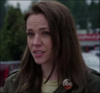 Comment s'appelle l'ancienne amie d'Emma Swan, aussi fille de Maléfique ?
