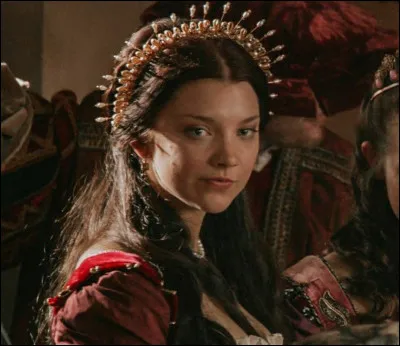 En quelle année Natalie Dormer joue-t-elle le rôle d'Anne Boleyn ?