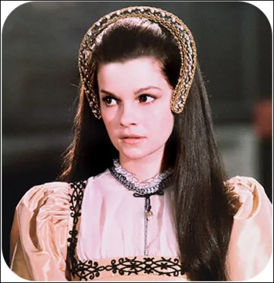 En quelle année Geneviève Bujold joue-t-elle le rôle d'Anne Boleyn ?