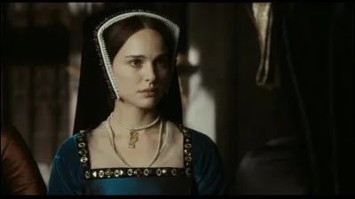 En quelle année Natalie Portman joue-t-elle le rôle d'Anne Boleyn ?
