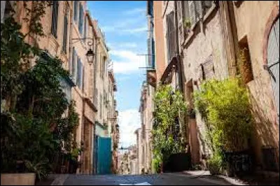 Dans quelle ville le quartier du ''Panier'' se situe-t-il ?