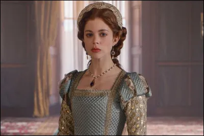 En quelle année Charlotte Hope a-t-elle joué le rôle de Catherine d'Aragon ?
