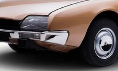 À quelle automobile ce pare-choc chromé appartient-il ?