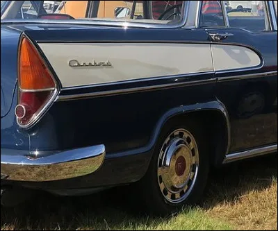 À quelle automobile ces chromes appartiennent-ils ?