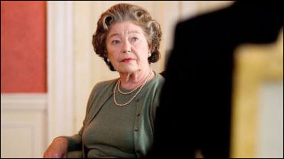 En quelle année Rosemary Leach a-t-elle joué le rôle d'Elisabeth II ?