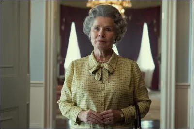 En quelle année Imelda Staunton a-t-elle joué le rôle d'Elisabeth II ?