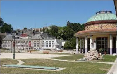 Vichy et Vittel ... des stations thermales, des eaux minérales ... la petite ville des Vosges, c'est ...