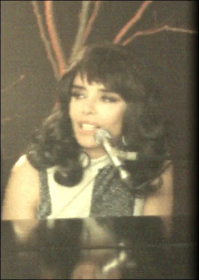 Dans quel film Elodie Bouchez est-elle une chanteuse ?