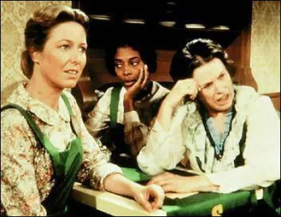 Quel dessert de Caroline M. et Mme Matlock sont-ils venus manger ?