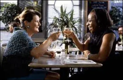 "Secrets et Mensonges", palme d'or du festival 1996, est un film réalisé par ...