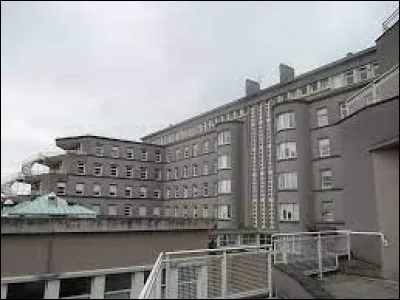 ''L'hôpital Augustin-Morvan'' est situé à Brest, donc dans quel département ?