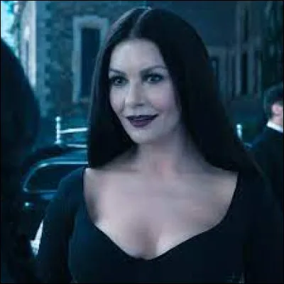 Comment sappellent les parents de Mercredi ?