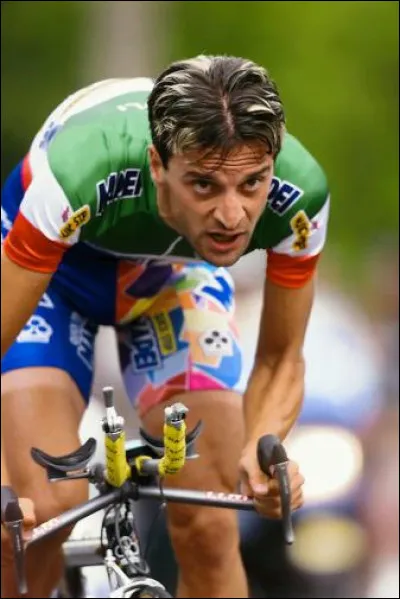 Quelle est la nationalité du coureur cycliste Michele Bartoli ?