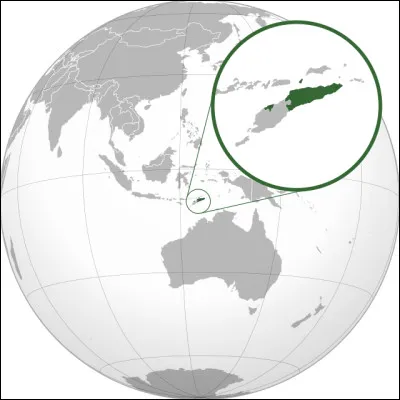 Après avoir connu une histoire tumultueuse marquée par la colonisation et les conflits, le pays a obtenu son indépendance en 2002. Sa culture est profondément enracinée dans les traditions indigènes, avec des danses, des chants et des rituels. Quel est son nom ?