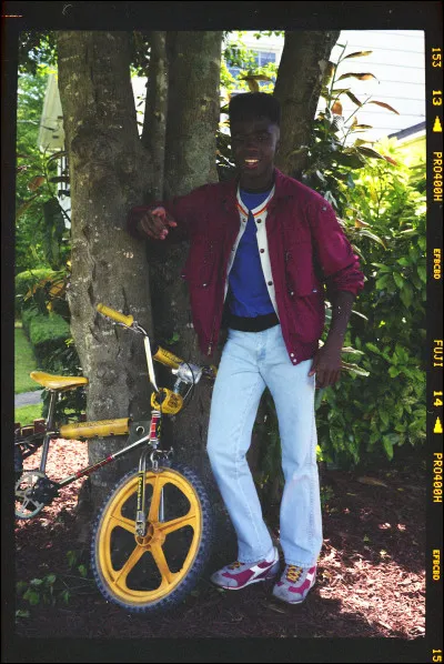 Dans quel équipe Lucas entre-t-il ?