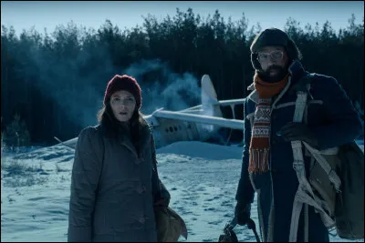 Que découvre Joyce au début de la saison ?