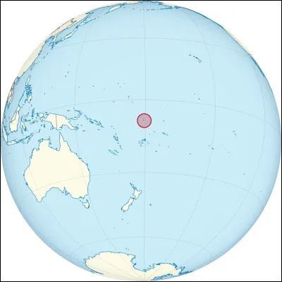 Cet archipel étendu sur environ 1 000 kilomètres carrés est reconnu comme l'un des pays les plus menacés par le changement climatique en raison de son faible relief et de l'élévation du niveau de la mer. Quel est son nom ?